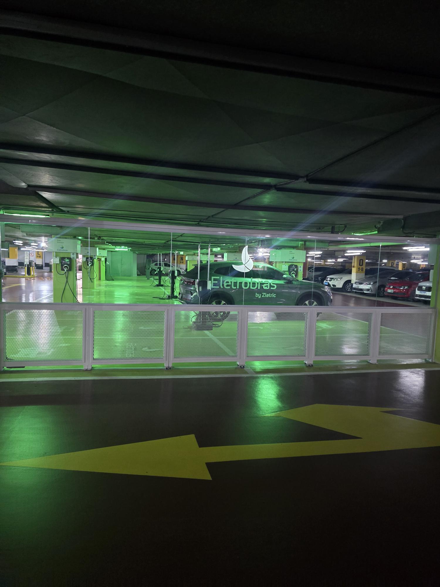 Eletroposto estapar