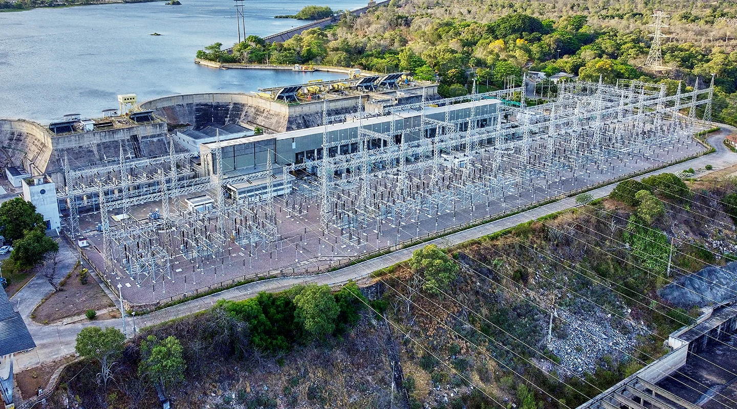 Imagem de uma estação de distribuição de energia
