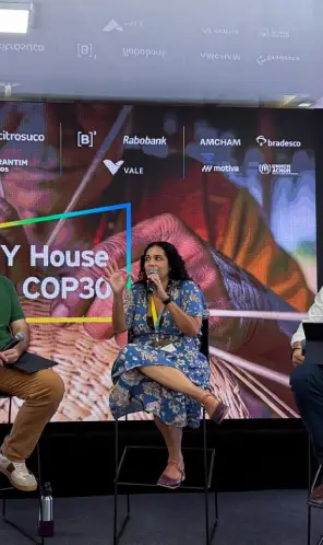 Moara Morasche palestra durante evento da COP30 em Belém