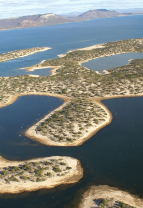 Vista aérea do lado de Sobradinho com ilhas