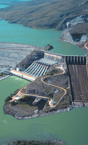 Vista aérea da hidrelétrica de Furnas