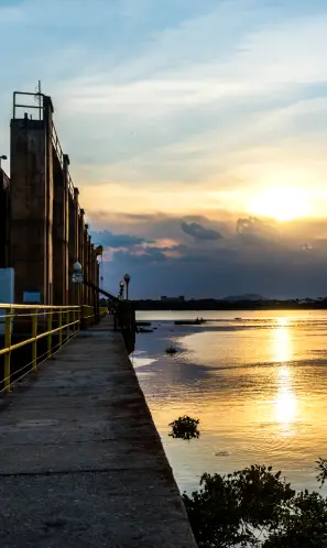 Pôr do sol no Complexo Hidrelétrico de Paulo Afonso